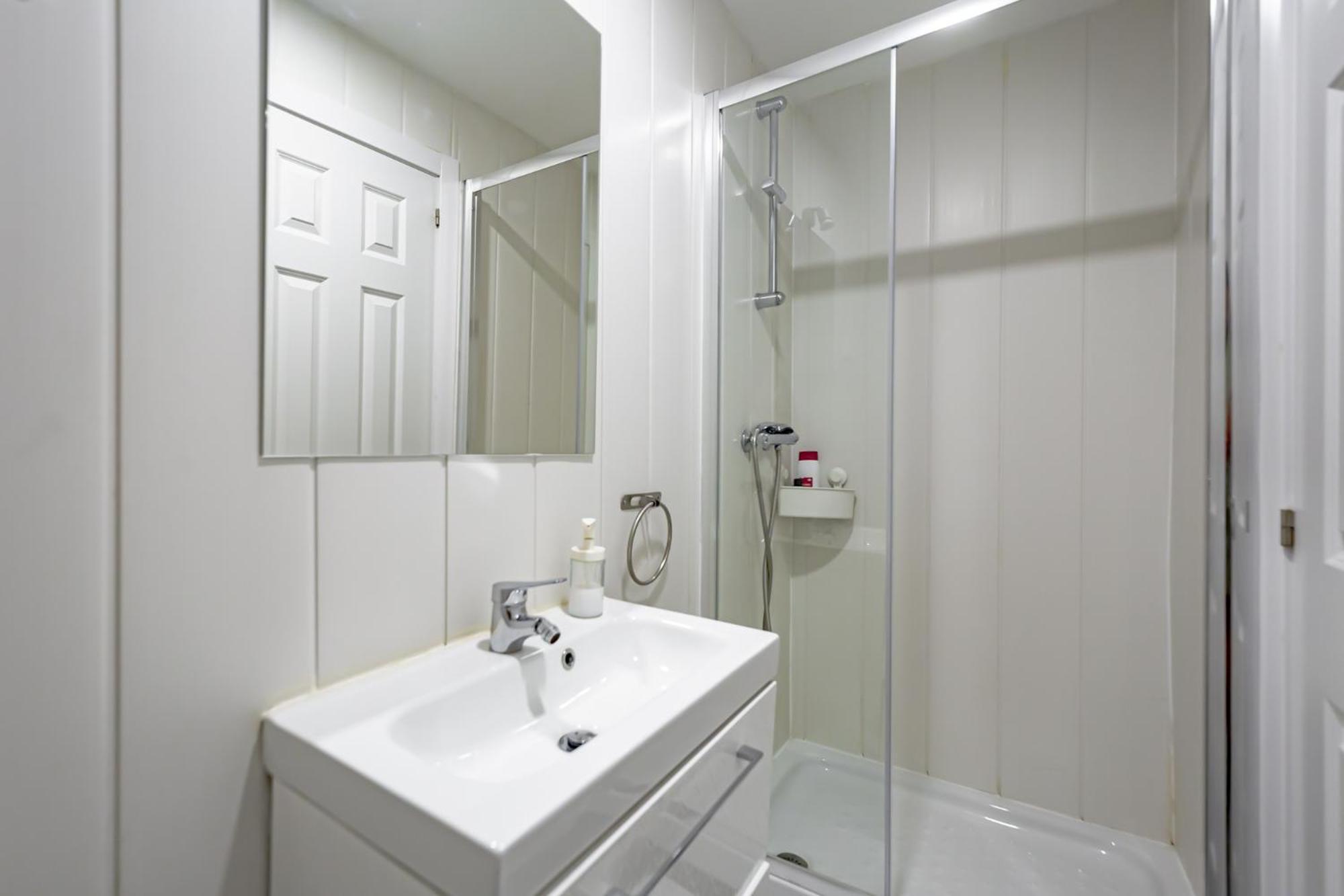 Apartamentos Preciados Мадрид Номер фото
